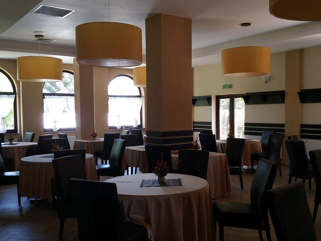 Pensiunea Berna Bacau Bagian luar foto
